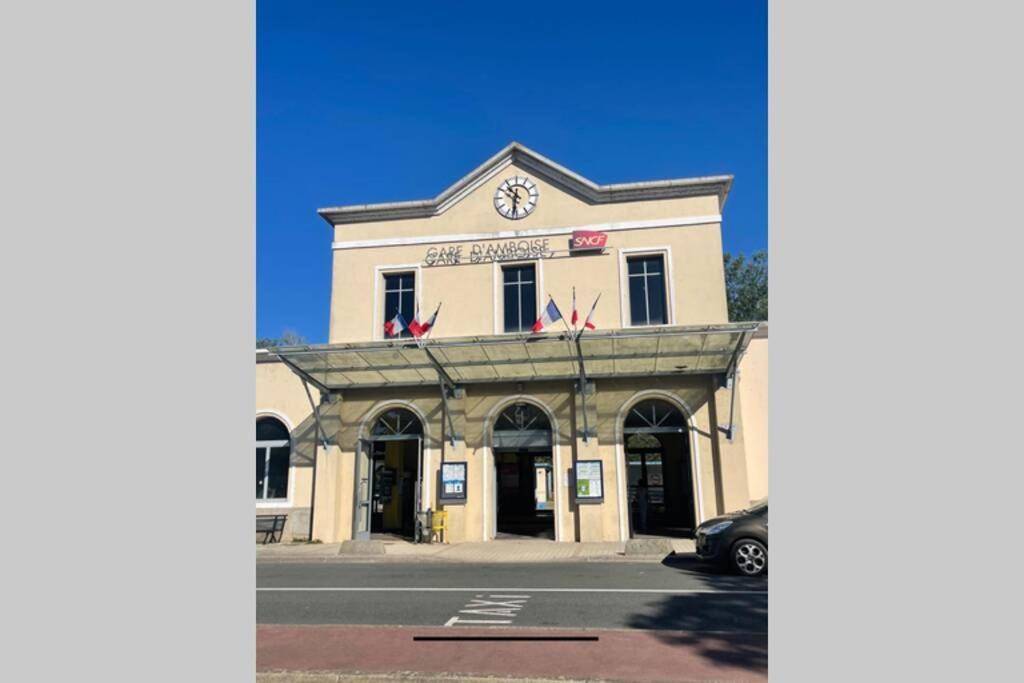 Le 17 Entre Gare Et Chateau Amboise Exterior foto