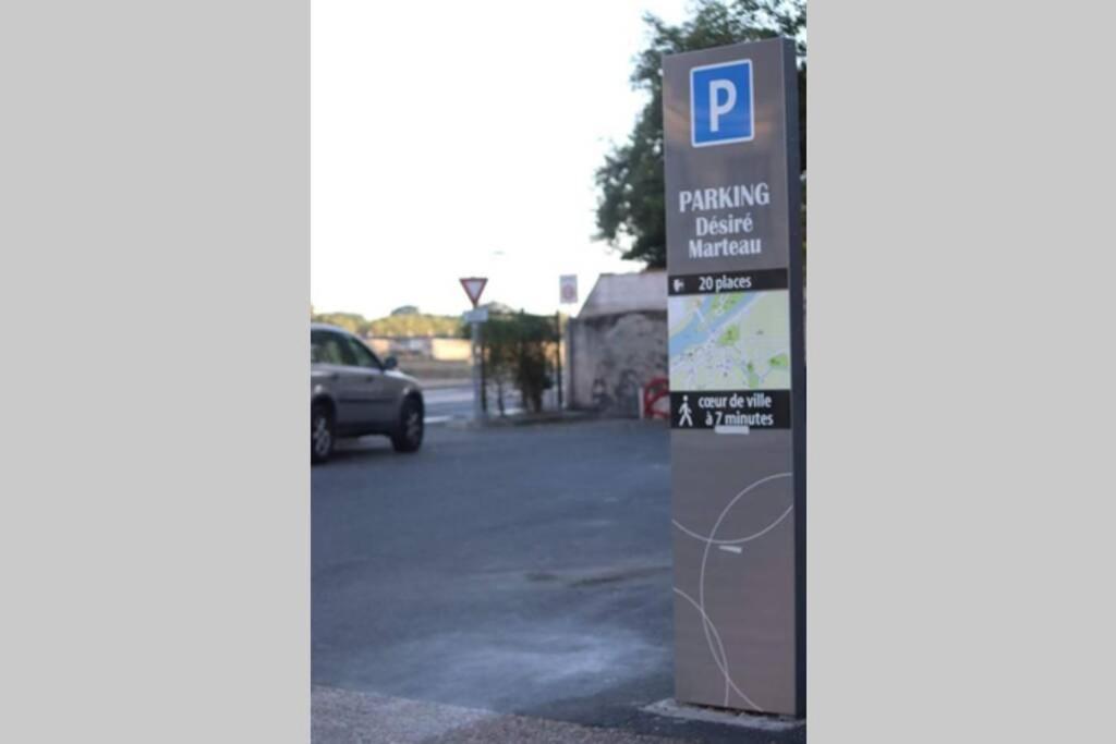 Le 17 Entre Gare Et Chateau Amboise Exterior foto